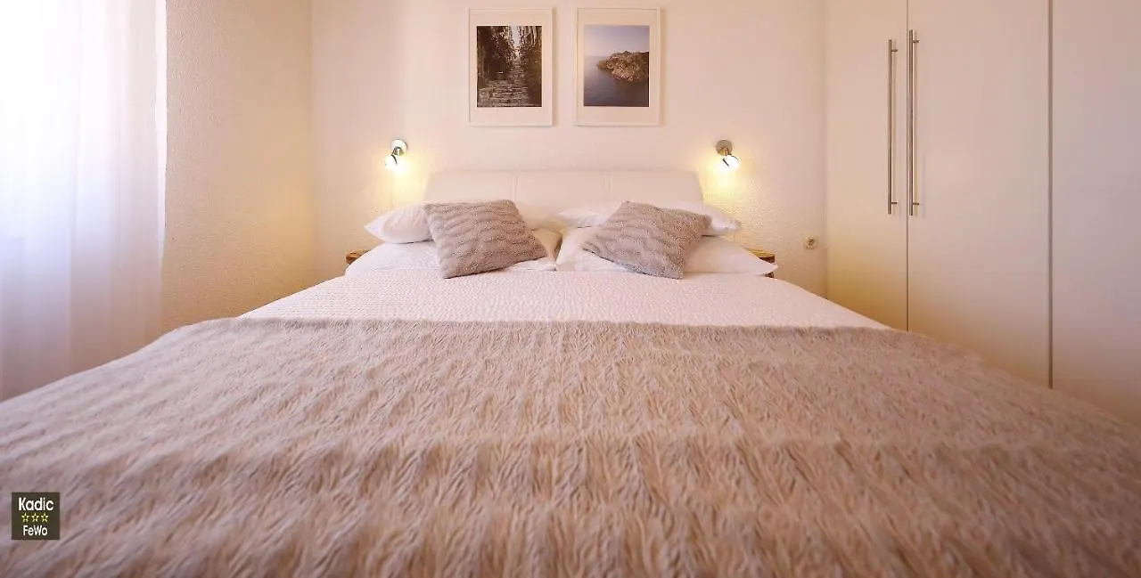 Apartment-Gordana Vir Apartment