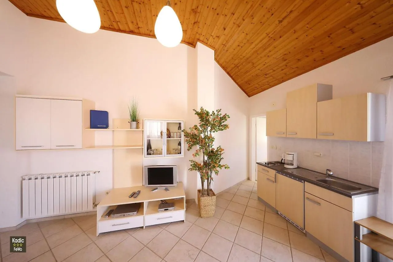 Apartment Apartment-Gordana Vir Croatia