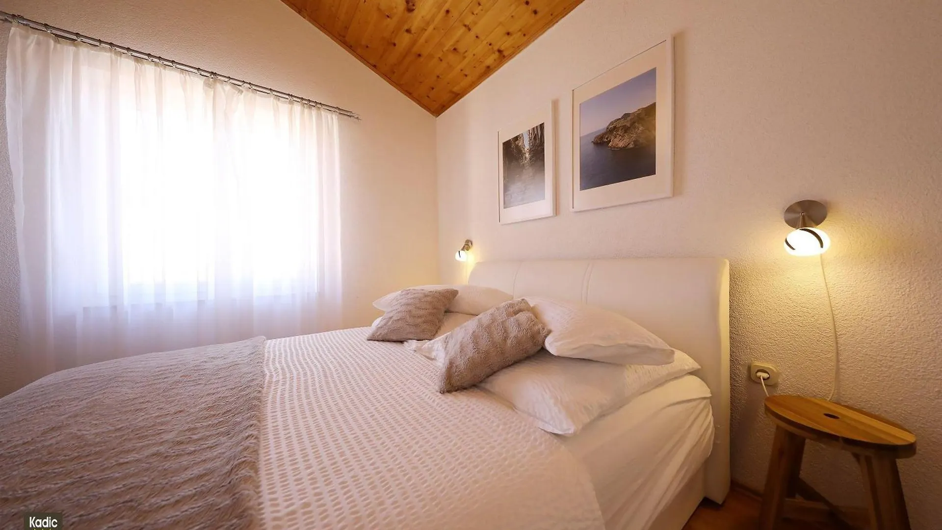 Apartment-Gordana Vir